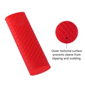 Silicone insulation sleeve anti-scalding pot